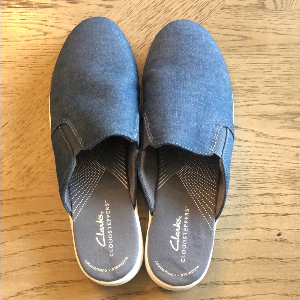 Clarks Cloudsteppers Blue Slip-On Shoes